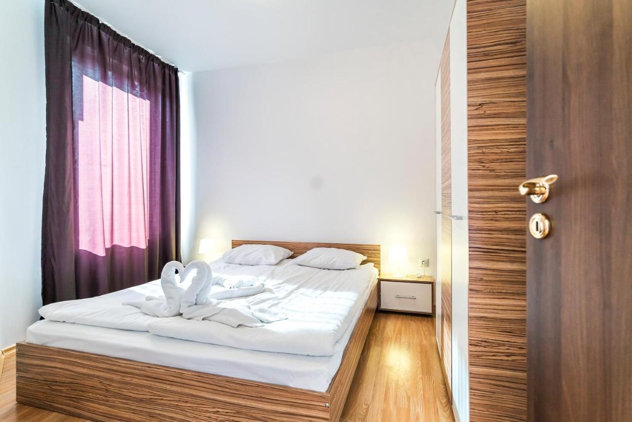 Apartments In Hotel Admiral Plaza Sunny Beach Esterno foto
