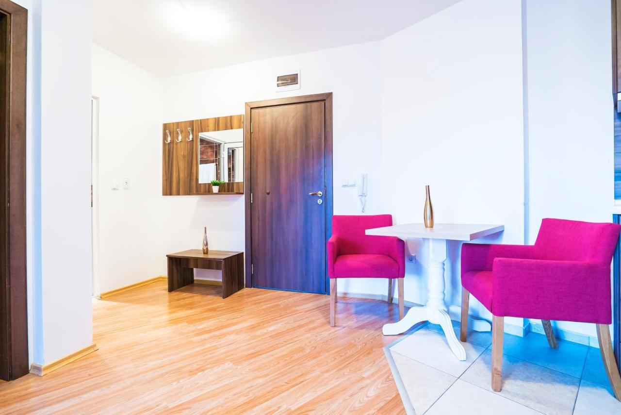 Apartments In Hotel Admiral Plaza Sunny Beach Esterno foto