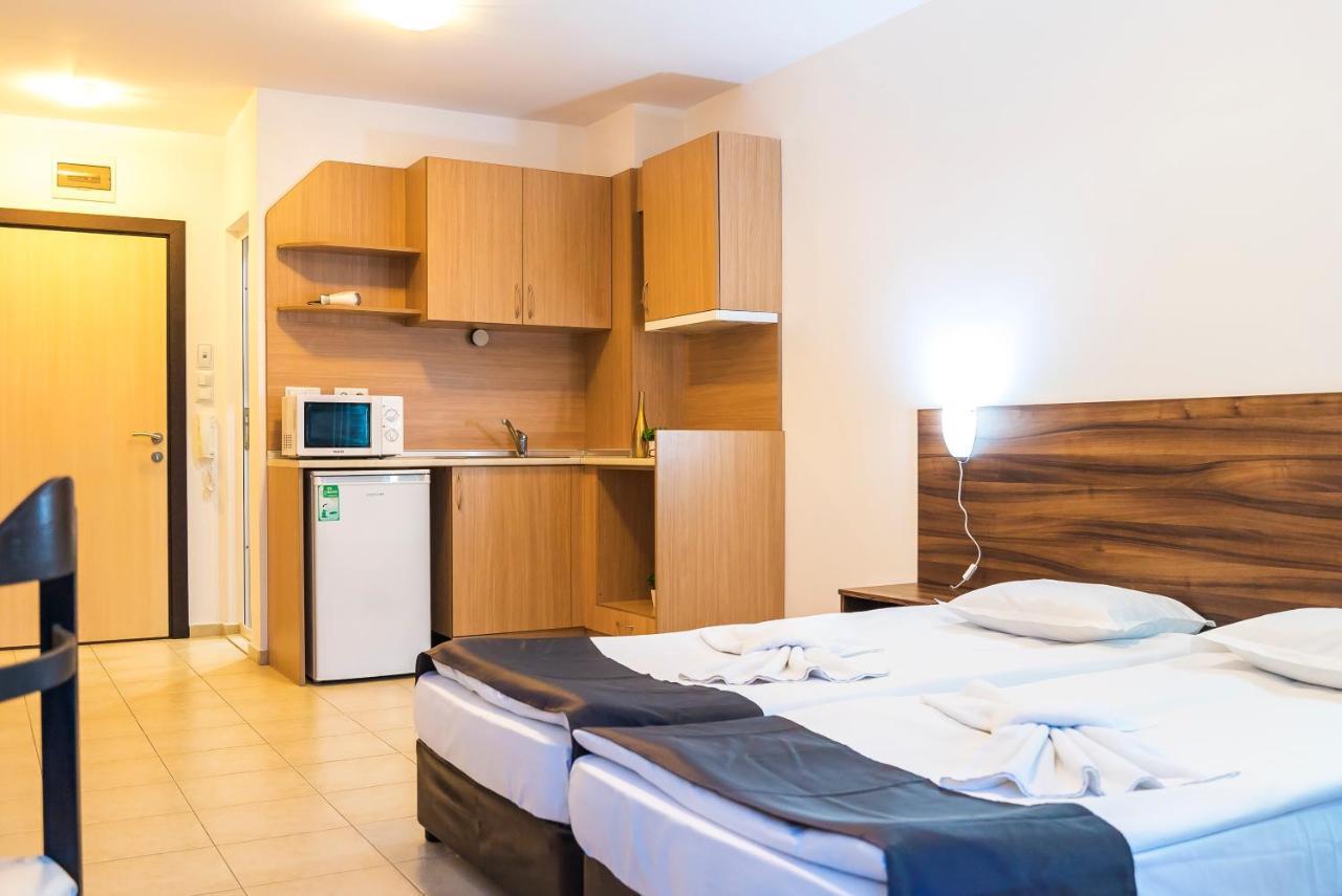 Apartments In Hotel Admiral Plaza Sunny Beach Esterno foto